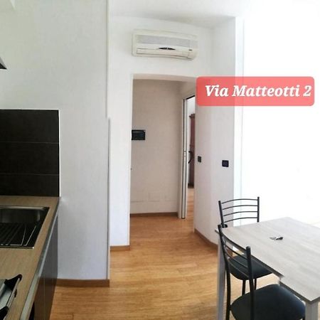 Via Matteotti & Via Carracci Apartments ボローニャ エクステリア 写真